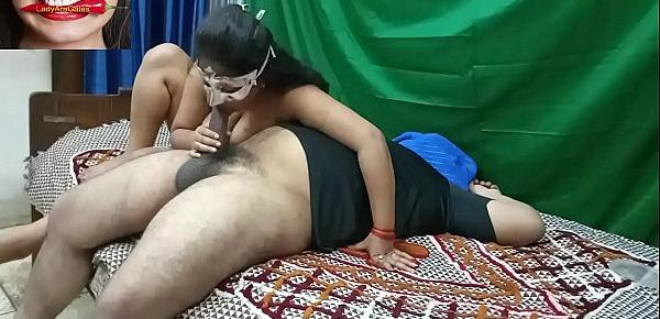  Indian hot aunty has sex with stranger in hospital